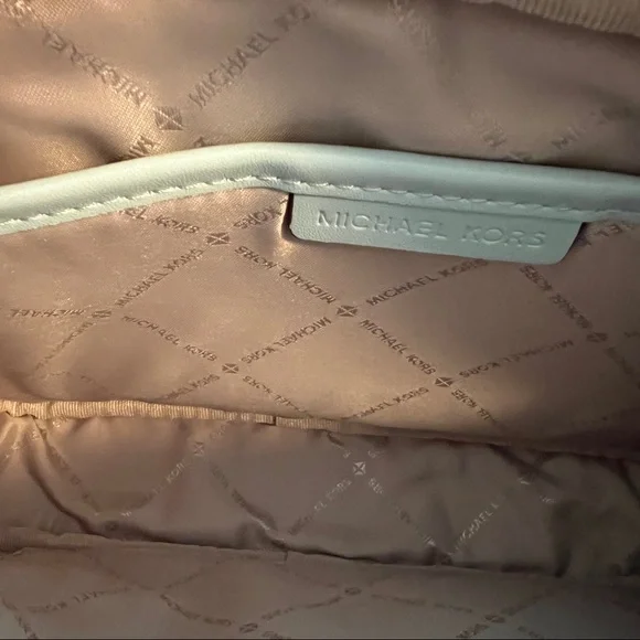 LIMITED EDITION- Michael Kors - Cross Body “Jet Set Girls” - New With Tags - Picture 5 of 11